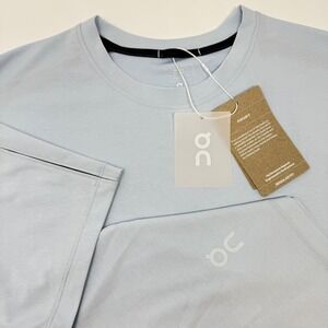 On Running Focus T Mens Short Sleeve T-Shirt Arctic Light Blue Size Large NEW